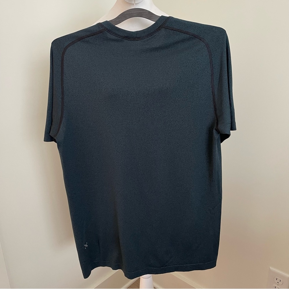 Lululemon Metal Vent Tech Short Sleeve Black / Mariner Size Large - Picture 3 of 7